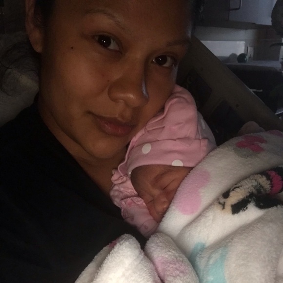 Meet your Posher, Jerrica - Picture 2 of 3